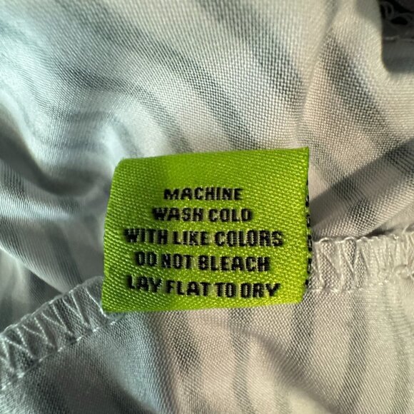 Emerald 18 Women's Blue and White Sleeveless Golf Shirt - Size PL - Picture 7 of 7